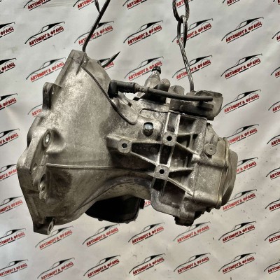 Ръчна скоростна кутия Opel Meriva 1.6i 55355489