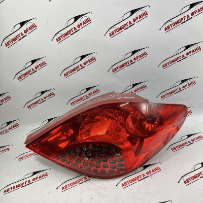 Десен стоп Peugeot 207 