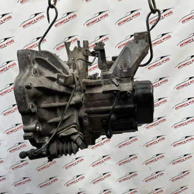 Ръчна скоростна кутия Mazda 3 1.6i 7TH0307074 / FC120