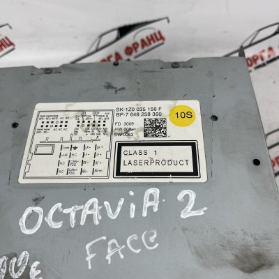 CD плеър Skoda Octavia 1Z0035156F