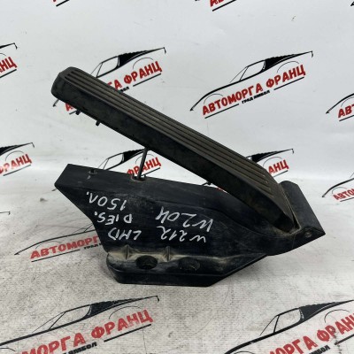 Педал за газ Mercedes C-Class W204 Diesel A2043000004