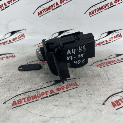 Контактен ключ Audi A4 B8 8K0909131