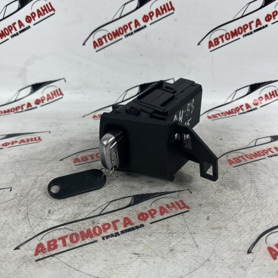 Контактен ключ Audi A4 B8 8K0909131