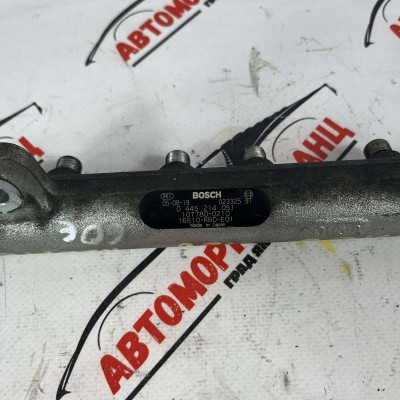 Горивна рейка Honda Civic 2.2d 0445214051 / 02332591
