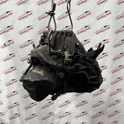 Ръчна скоростна кутия Dacia Dokker 1.6i 320104650R / A007155